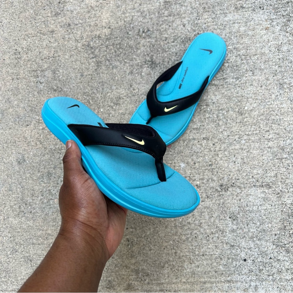 WMNS NIKE ULTRAS COMFORTS THONGS THNG 3 III LIGHT TIFFANY TEALS BLACKS FOOT FLIP - Picture 3 of 8
